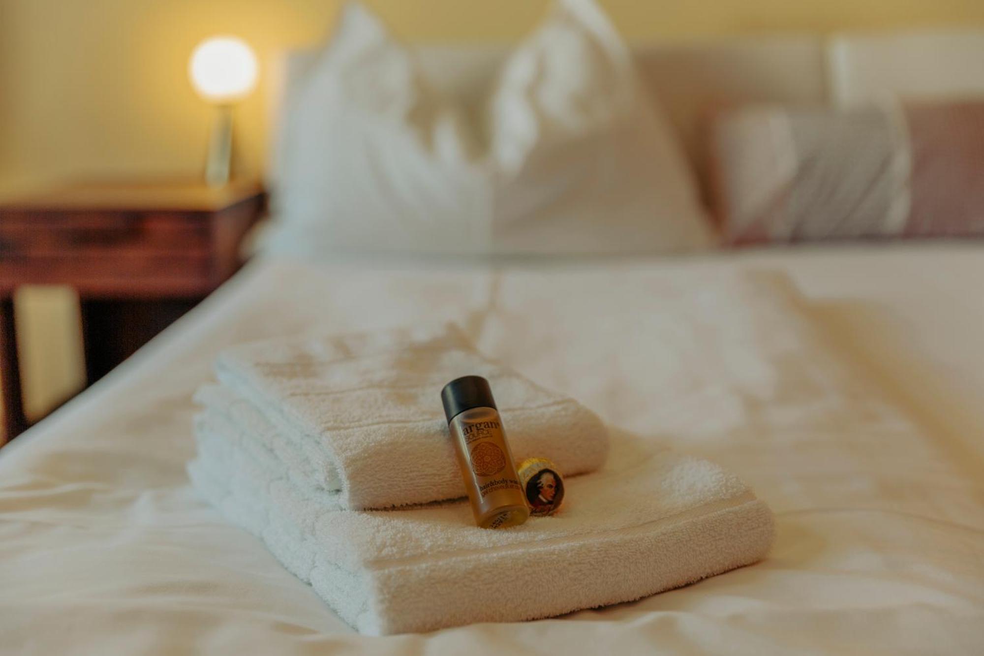 Arte Vida Boutique Guesthouse Salzburg Ngoại thất bức ảnh